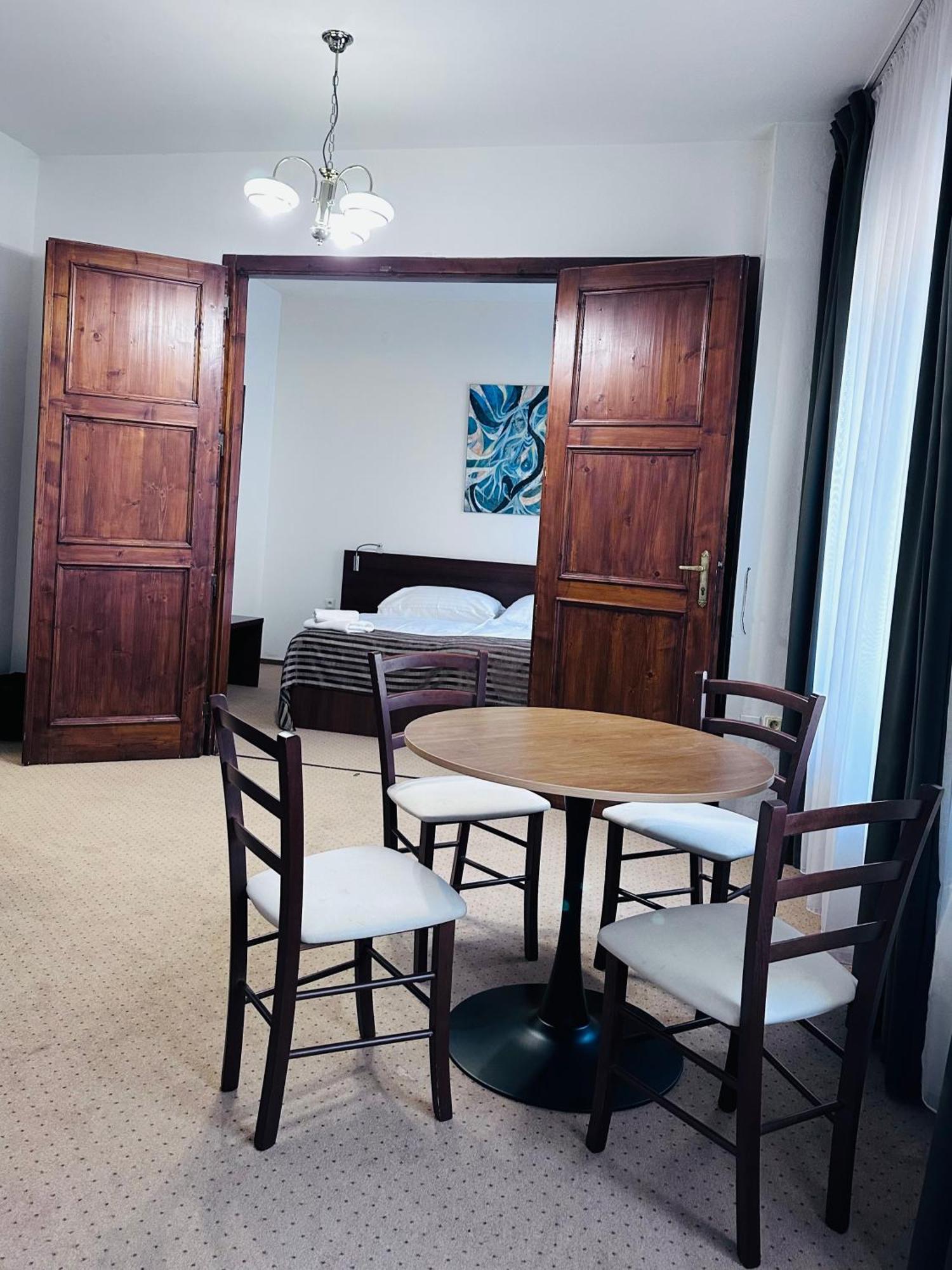 Hotel & Penzion Grand Matej Banská Štiavnica Eksteriør billede